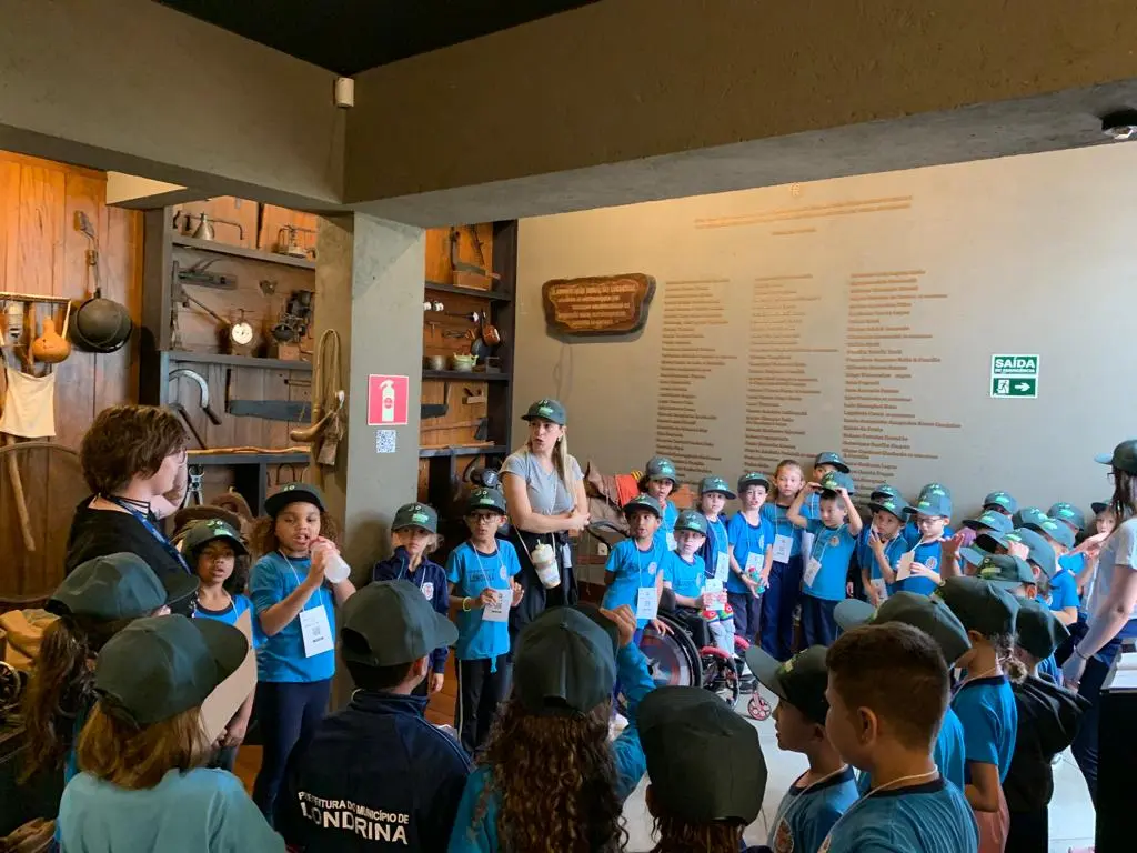 visita SRP crianças escolas - conexão agro