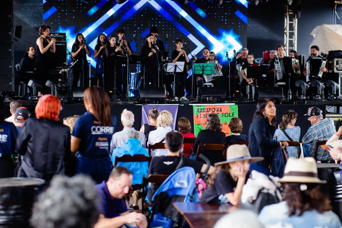 Palco sunset expolondrina Conexão Agro